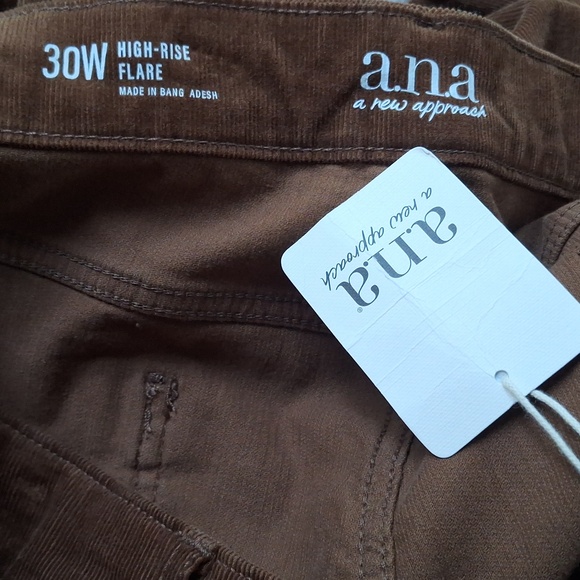 New plus sz 30 30W A.n.a high rise brown corduroy flare - Picture 4 of 4